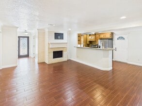 Building Photo - 13010 Foxburo Dr