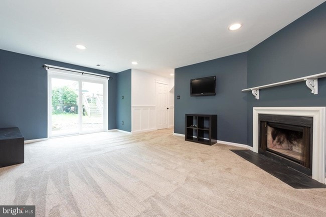 Building Photo - 1544 S Coventry Ln