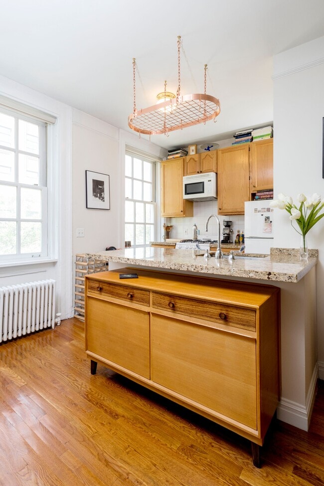 Photo - 428 Hudson St Townhome