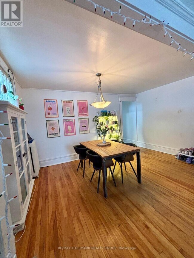 Photo du bâtiment - 421-421 Lisgar St
