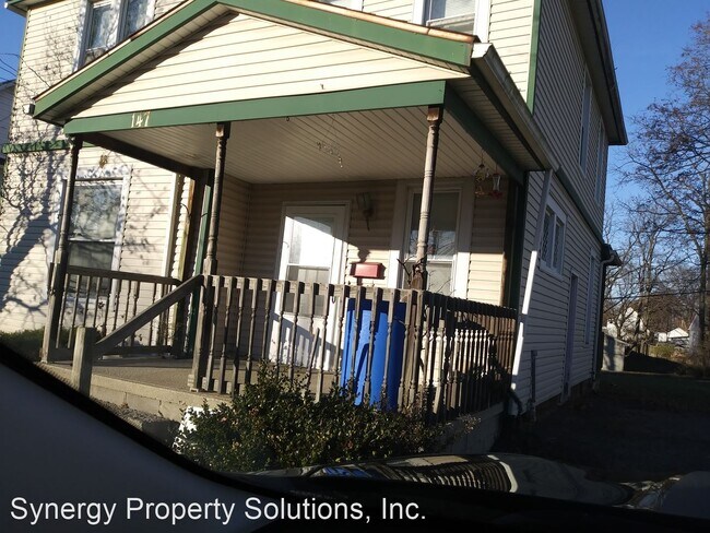 Building Photo - 3 br, 2 bath House - Main St. E 147 Richland