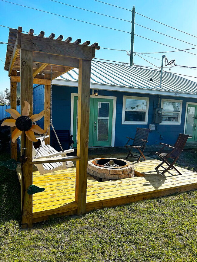 Building Photo - 304 Highway 98