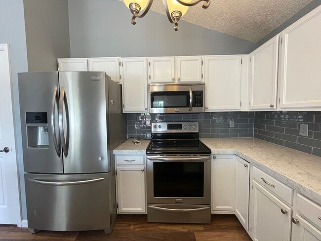 Building Photo - Amazing Broomfield Home!