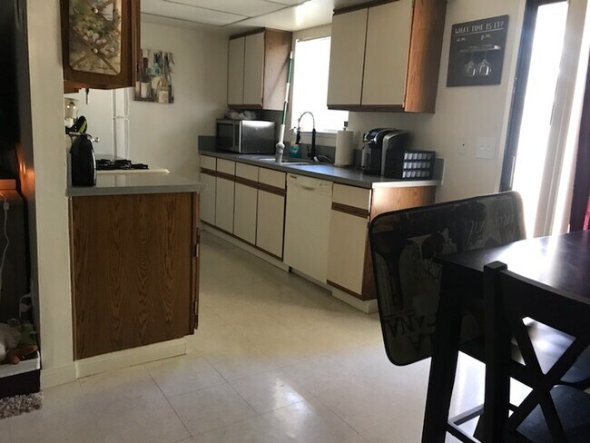 Foto del edificio - 604 Perdew