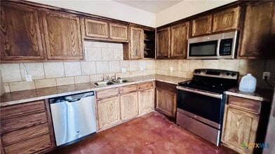 Building Photo - 1417 Shoshoni Trail