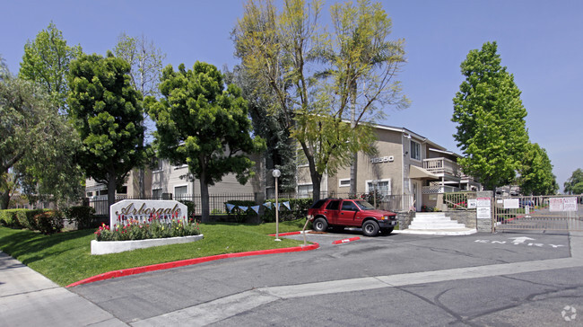 Primary Photo - Arborgate Apartments