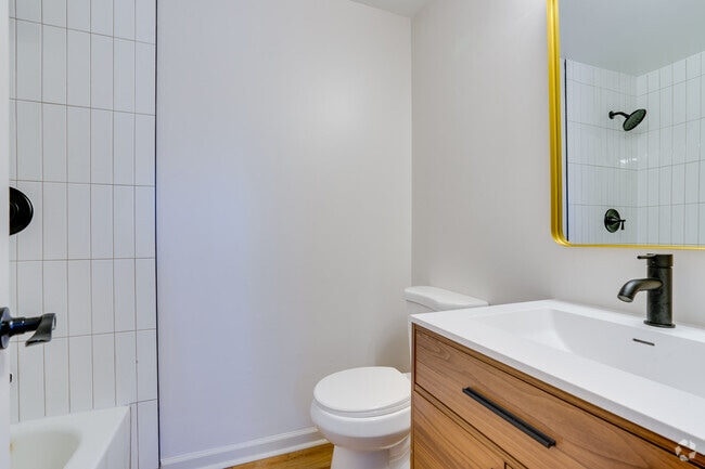 Building Photo - 8032 Saint Annes Ct