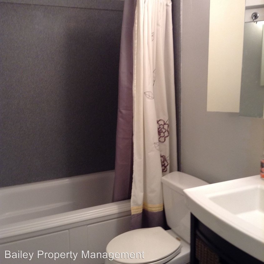 Building Photo - 2 br, 1 bath House - 918 Ponselle Lane #1
