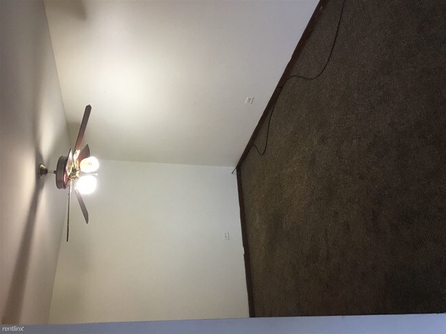 Foto del edificio - 1408 Carriage Ln