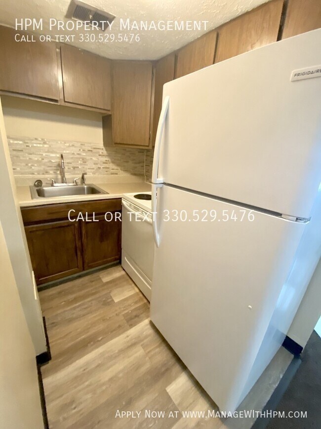 Foto del edificio - 1821 Ferndale Rd NW