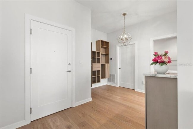 Foto del edificio - 400 4th Ave S