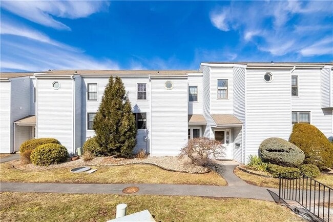 Building Photo - 23 Horizon Hill Rd