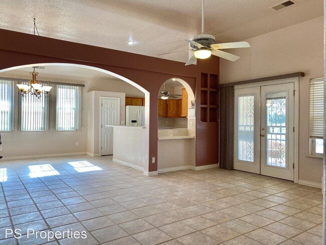 Foto del edificio - 3 br, 2 bath House - 1805 Nancy Lopez Blvd