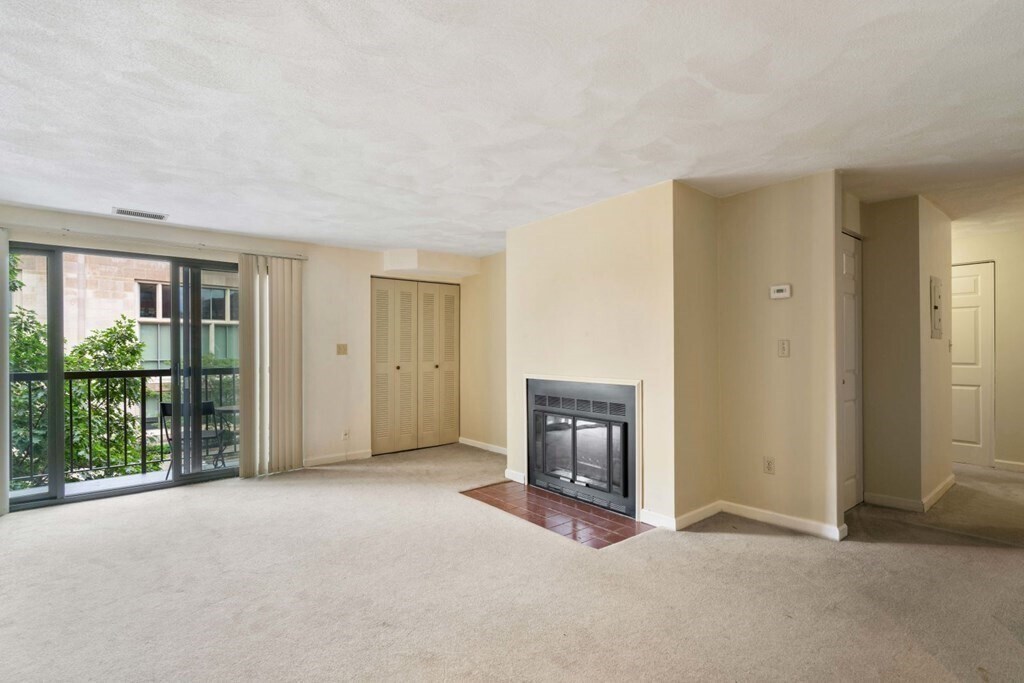 Foto principal - 1600 Massachusetts Ave