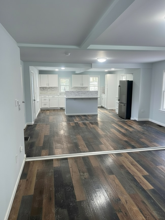 Building Photo - 59 West Ave