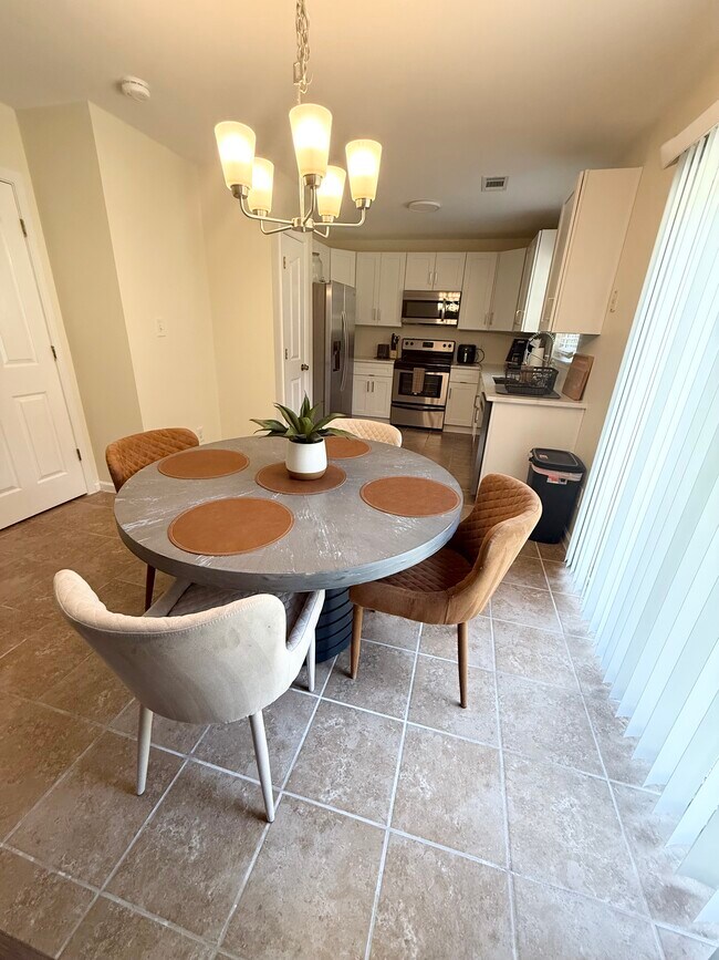 Eat in kitchen - 8253 Belmont Stables Dr