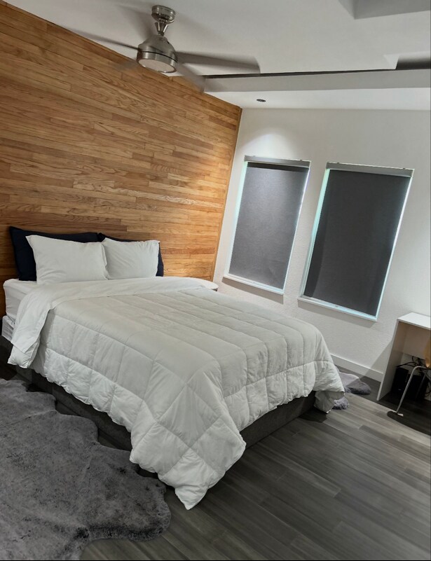 Foto del edificio - 4813 Owenwood Ave