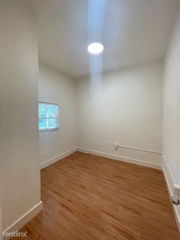 Foto del edificio - 3 br, 1 bath Duplex - 1438 3rd St Uppr Uni...