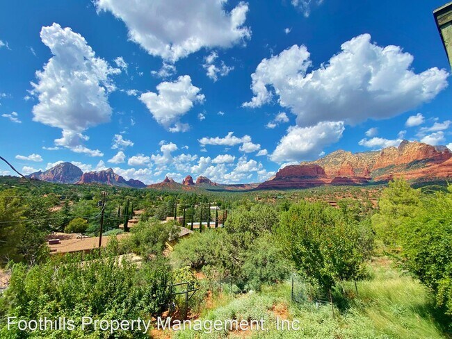 Foto del edificio - 2 br, 2 bath House - 545 Norbie Road