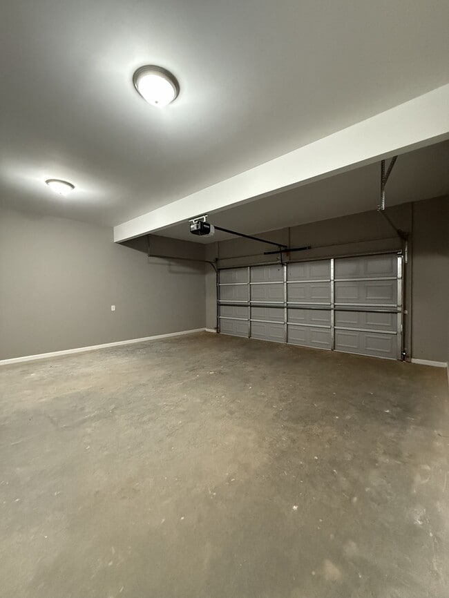 Building Photo - 174 Charlotte Cir