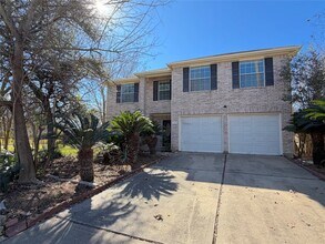 Building Photo - 3303 Bent Spring Ct
