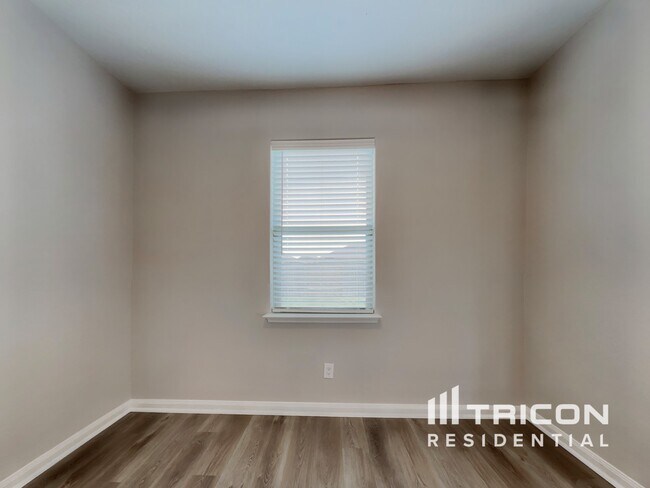 Foto del edificio - 216 Ryan St