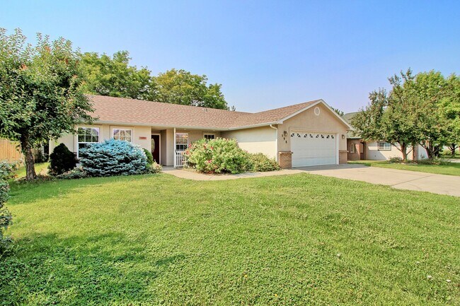 Foto del edificio - 598 Garnet Dr