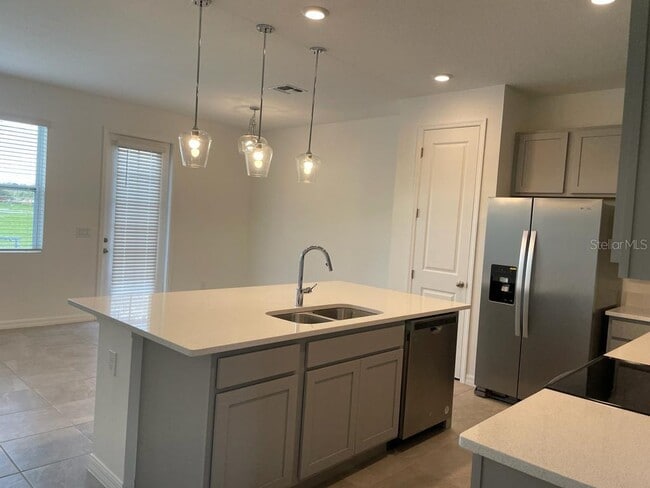Building Photo - 1608 Pelican Dr