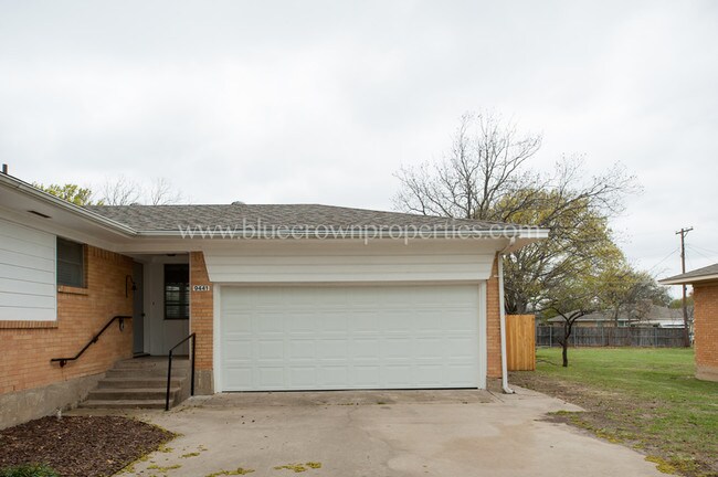 Foto del edificio - 9441 Dogwood St