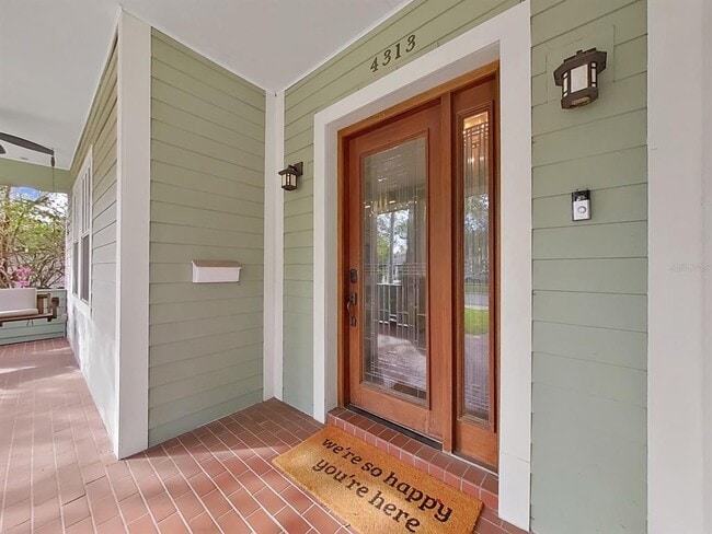 Building Photo - 4313 W Granada St