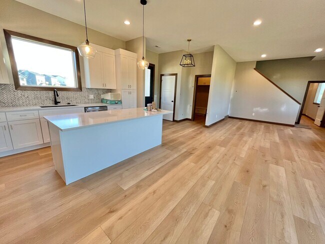 Building Photo - Stunning New Construction 4 Bed/2.5 Bath Twinhome!