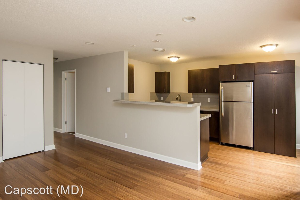 Foto principal - 2722 SW Spring Garden St