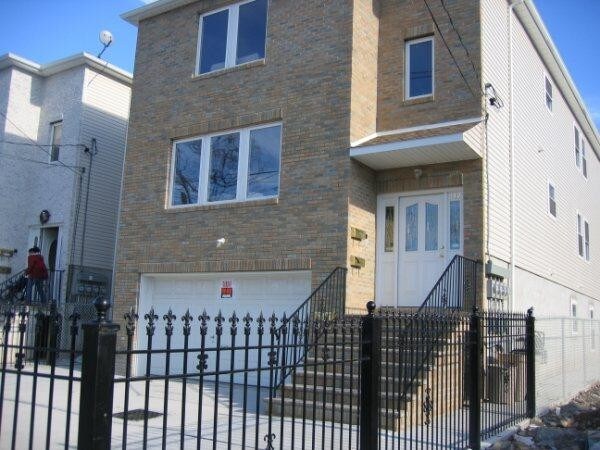 Foto del edificio - 317 Lake St