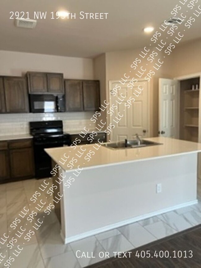 Photo - 2921 NW 195th St House