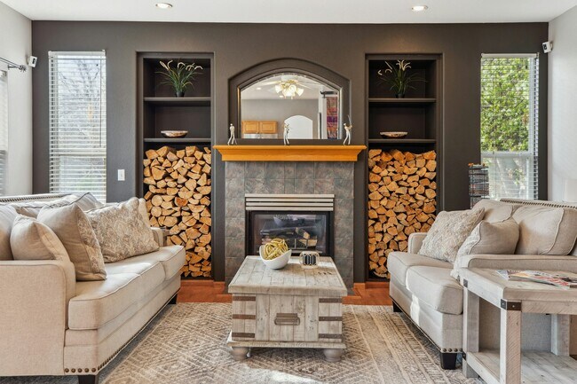 Foto del edificio - 5751 S Truckee St