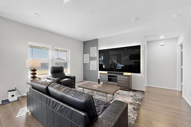 Building Photo - 4210 Showboat Ln