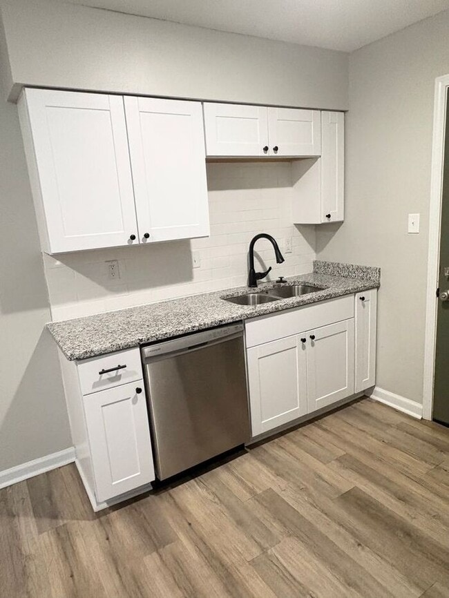 Photo - Steps from UofM & Highland Strip – First-F... House