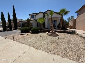 Building Photo - 3733 Tierra Campa Dr