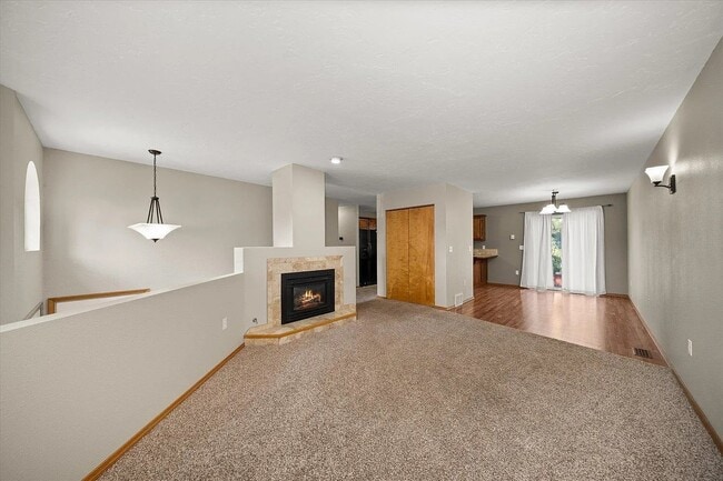 Foto del edificio - 4017 E 33rd Ave