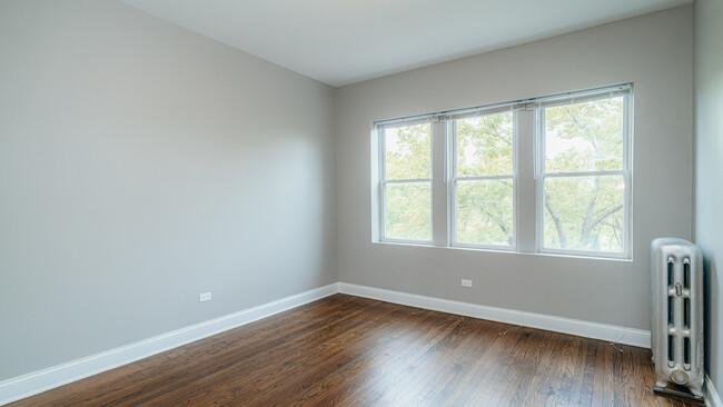 Building Photo - 3851 W Schubert Ave