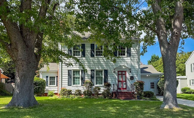 Building Photo - 3 Bedroom in Hampton Available Now!!