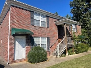 Building Photo - 115 Kenilworth Ct