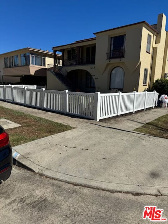 Foto principal - 1068 S Wooster St