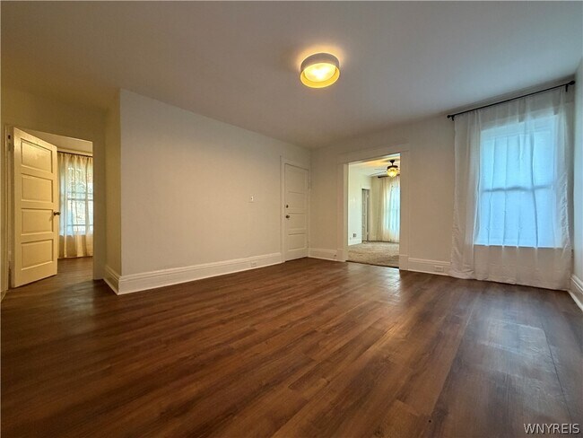Foto del edificio - 285 West Ave