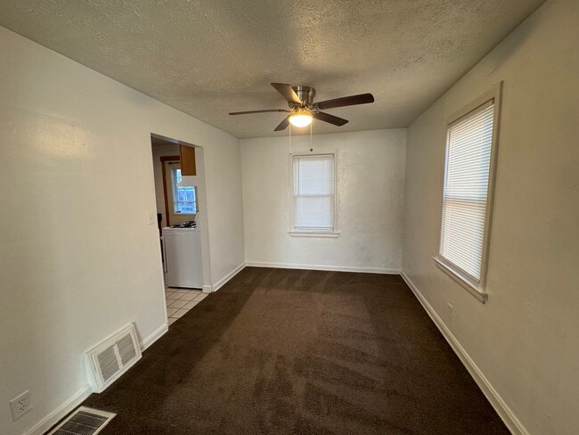 Building Photo - 133 16th St NE