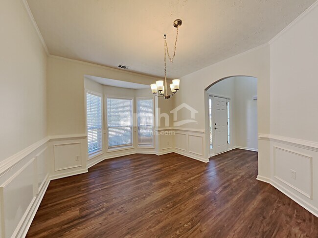 Foto del edificio - 2961 Belfaire Lake Dr
