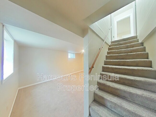 Foto del edificio - 1011 N Rainier Ave