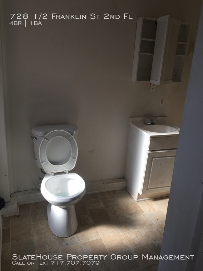 Building Photo - Large and Affordable Apartment