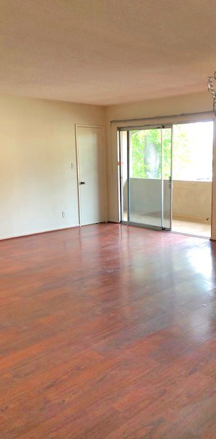 Foto del edificio - 12450 Miranda St