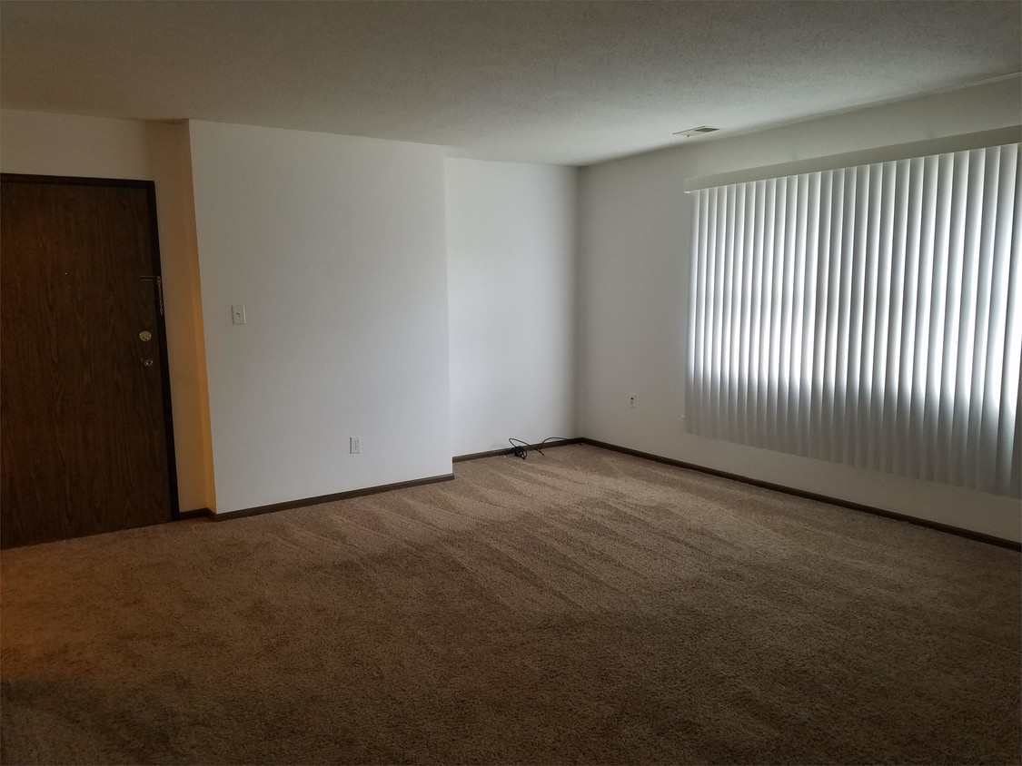 Foto principal - 2507 Royal Dr